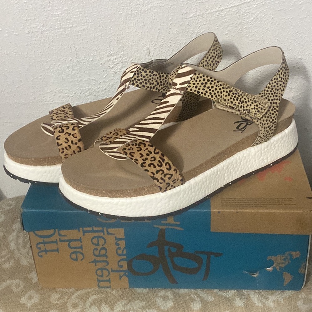 OTBT Tan and Animal Print Sandals